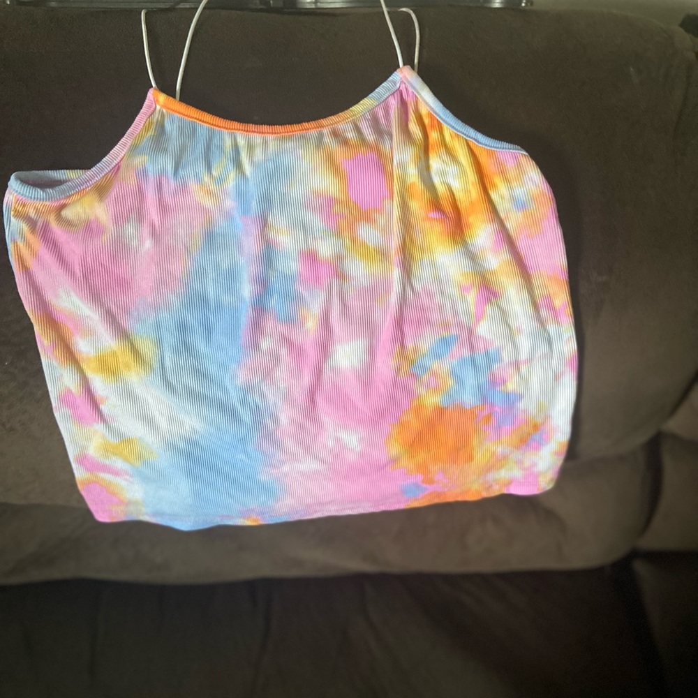 Tie-dye crop top